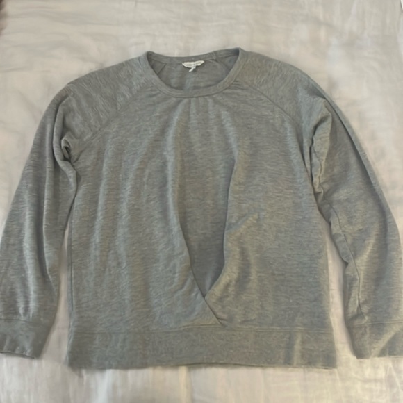Lucky Brand Gray Sweatshirt with Draped Front sz XS - Picture 1 of 8